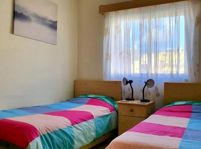 Kennedy Court - Prime Location - Bus Terminus * St. Paul's Bay