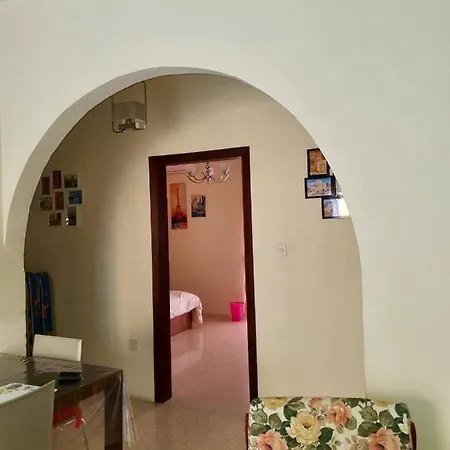 Appartement Kennedy Court - Prime Location - Bus Terminus *