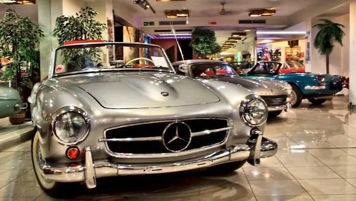 Kennedy Court - Prime Location - Bus Terminus Apartment *