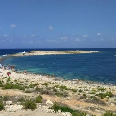 Kennedy Court - Prime Location - Bus Terminus * خليج سانت بول